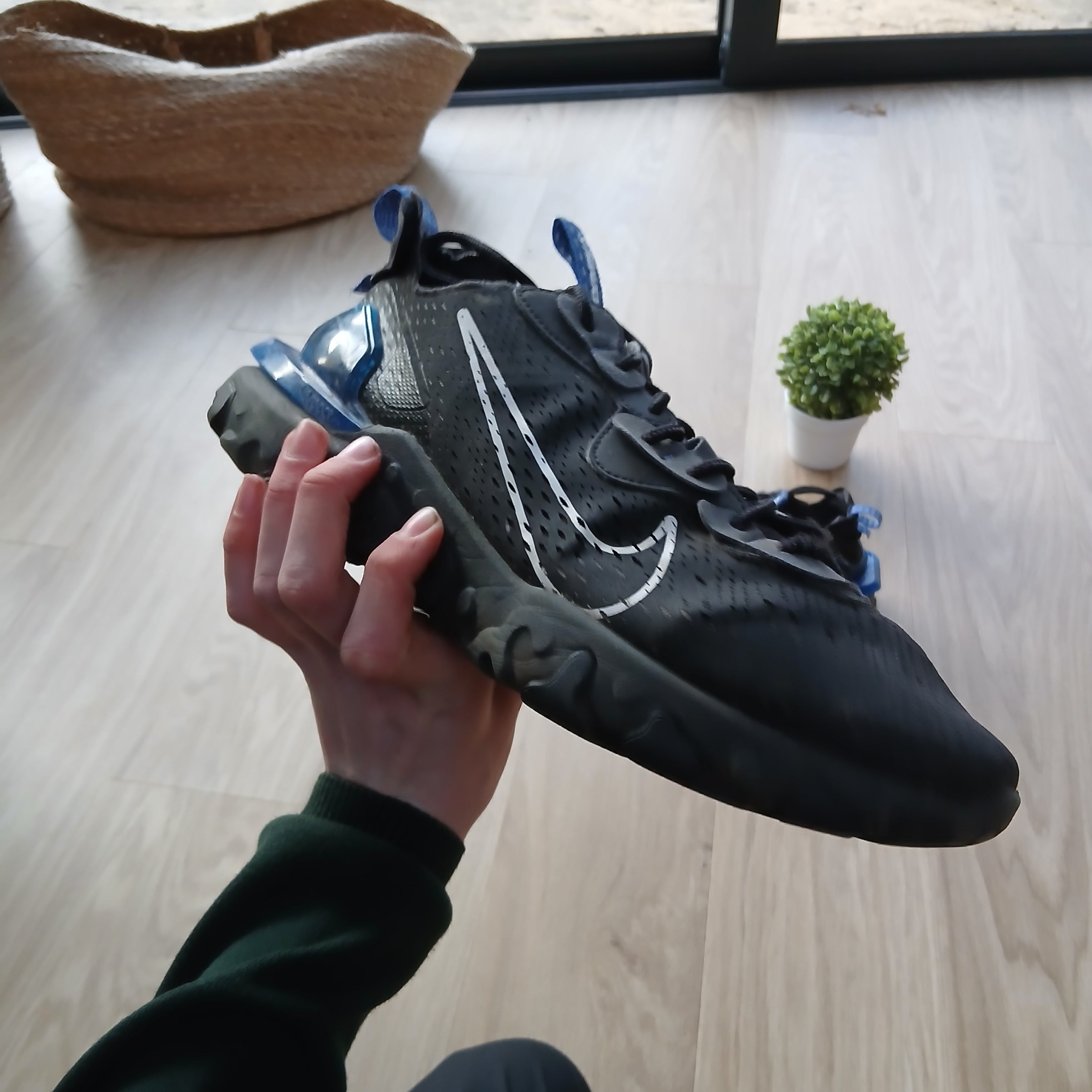 Nike Air React DSMIX Black And Blue Mens Trainers - Size 10